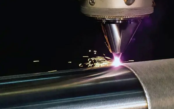 光纤连续激光焊接机：焊接新时代的科技之光